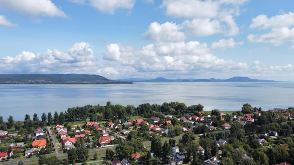BalatonberényBeatrix Ueduelohaz别墅 外观 照片